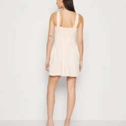 Wal G WEDDING LILA V NECK SKATER - Cocktailkleid/festliches Kleid - Peach 8 Wal G WEDDING LILA V NECK SKATER - Cocktailkleid/festliches Kleid - Peach -Günstiges Fem Glanz Geschäft b2306383a509411685a98c7e1d7a7388