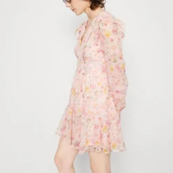 Vila VIROMAN NEW V NECK SHORT DRESS - Cocktailkleid/festliches Kleid - Misty Rose -Günstiges Fem Glanz Geschäft b7afd57e0a394ac4a84e859961b3f4cc