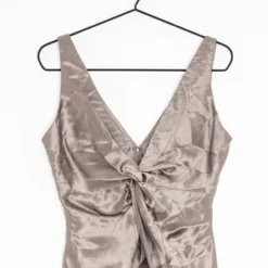 RIVER ISLAND Cocktailkleid/festliches Kleid - Beige -Günstiges Fem Glanz Geschäft b8281714309a47638c2a3f945445b42f