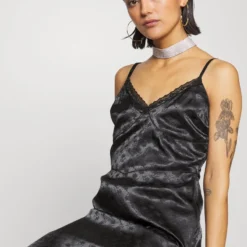 Hollister Co. BARE MIDI - Cocktailkleid/festliches Kleid - Black -Günstiges Fem Glanz Geschäft ba53a66941c24002b6cab2742ac3fbf4