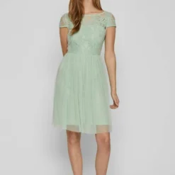 Vila VIULRICANA S/S V-NECK SHORT - Cocktailkleid/festliches Kleid - Cameo Green