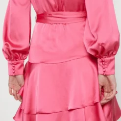 Forever New MIKAYLA MINI DRESS - Cocktailkleid/festliches Kleid - Raspberry Jelly -Günstiges Fem Glanz Geschäft c3a7951647ab4904b8a8765ce3261937