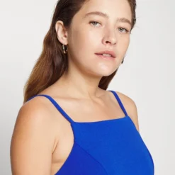 TAN STRAP SKATER - Cocktailkleid/festliches Kleid - Electric Blue -Günstiges Fem Glanz Geschäft ce9cef08c63c4f9599ace9bc28a762f9