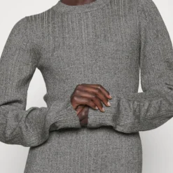 Holzweiler DARIA DRESS - Cocktailkleid/festliches Kleid - Grey Mix 11 Holzweiler DARIA DRESS - Cocktailkleid/festliches Kleid - Grey Mix -Günstiges Fem Glanz Geschäft d82f02287b1e4e7980e2bea3190b3a1e