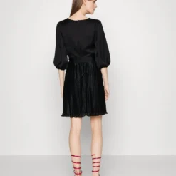 DKNY BALLOON PLEATED SKIRT DRESS - Cocktailkleid/festliches Kleid - Black 8 DKNY BALLOON PLEATED SKIRT DRESS - Cocktailkleid/festliches Kleid - Black -Günstiges Fem Glanz Geschäft d9f1a720f4284969b6da5c3704de92d5