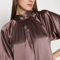 Bruuns Bazaar BERGAMOT ADELEN DRESS - Cocktailkleid/festliches Kleid - Plum Lavender 11 Bruuns Bazaar BERGAMOT ADELEN DRESS - Cocktailkleid/festliches Kleid - Plum Lavender -Günstiges Fem Glanz Geschäft e63425c813f04ce091956a28c71e7e67