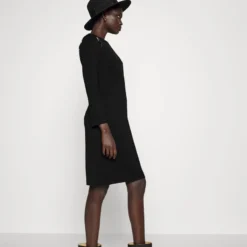 DKNY SHEATH DRESS W SHLDR CHAIN DETAIL - Cocktailkleid/festliches Kleid - Black 9 DKNY SHEATH DRESS W SHLDR CHAIN DETAIL - Cocktailkleid/festliches Kleid - Black -Günstiges Fem Glanz Geschäft f62893c6189f49d5a1e3bbbfb44cf0bf